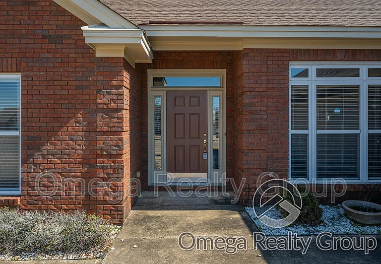 1325 Meadow Glen Rd — Photo 6