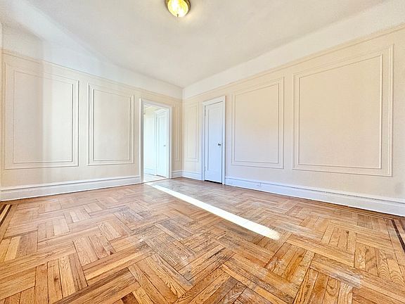 2nd image of 1764 E 18th St APT 2C