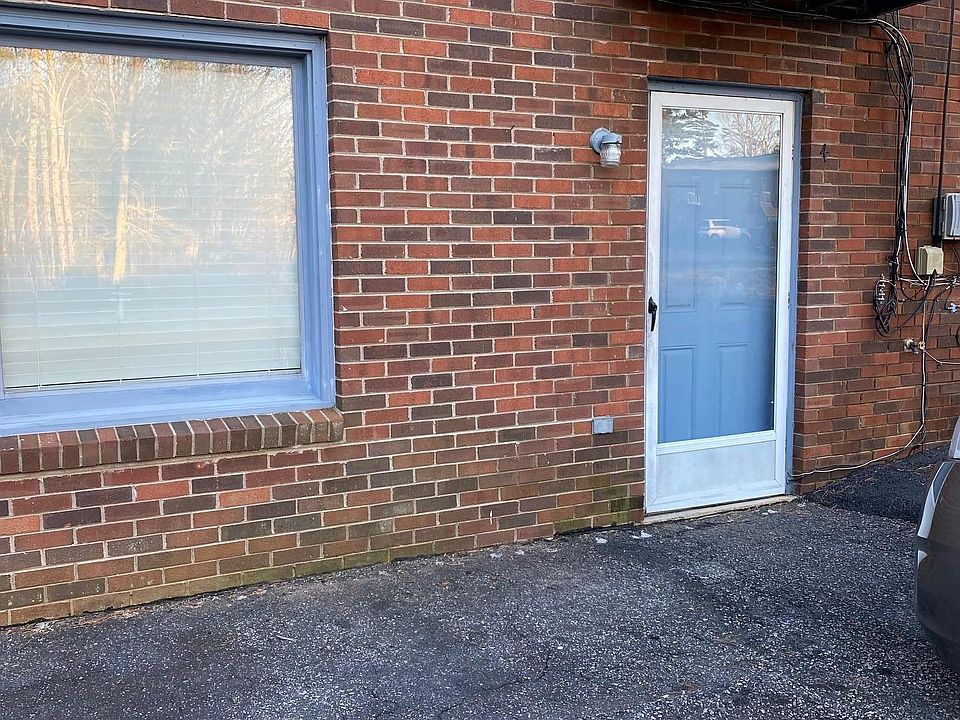 1st image of 2226 Knight St #4
