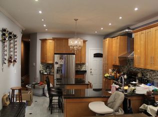 2031 S 13th St, Philadelphia, PA 19148