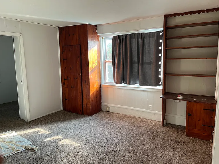200 W Henry St #2 — Photo 10