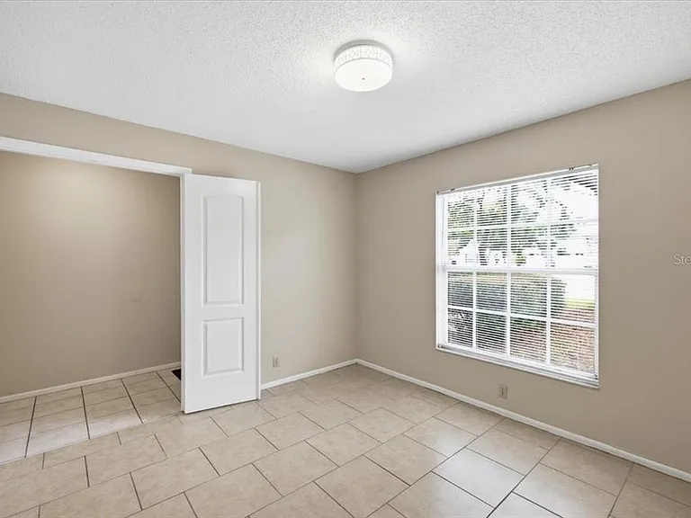 1901 Castle Bay Ct — Photo 6