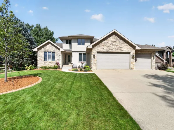 5480 Walden Bay Dr, Waunakee, WI 53597