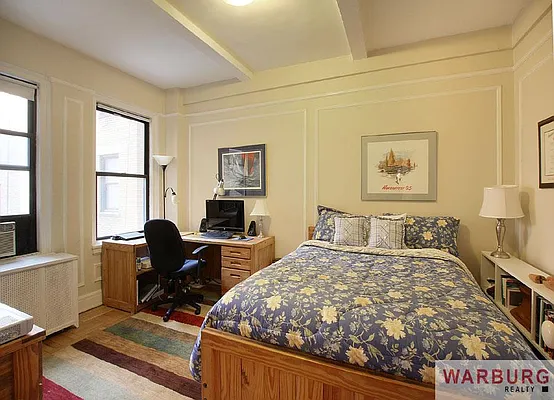 Sold by Warburg | media 11