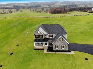 135 Pomme Cir, Stephens City, VA 22655