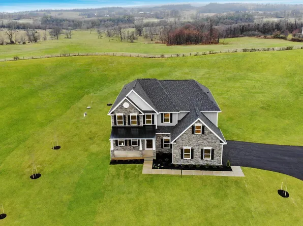 135 Pomme Cir, Stephens City, VA 22655