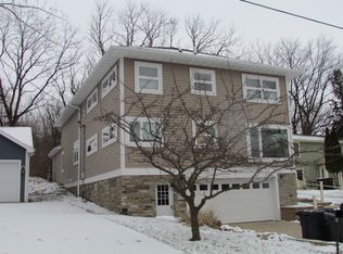W5539 W Shore Dr, Elkhorn, WI 53121
