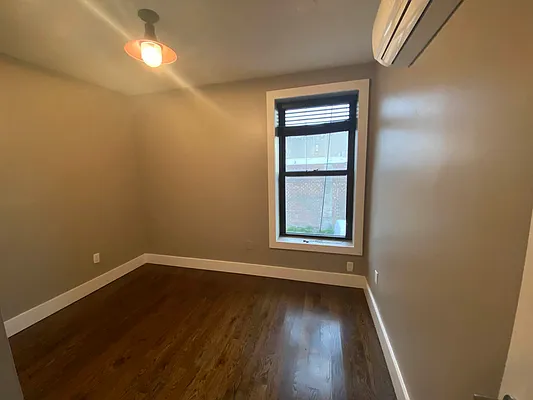 Rented by Premier Metro Realty Corp | media 5