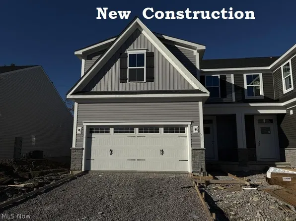 7384 S Pointe Ln, Parma, OH 44130
