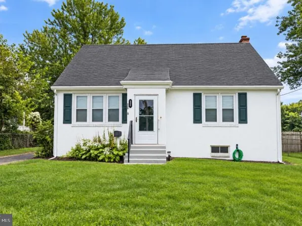 825 Elkton Rd, Newark, DE 19711