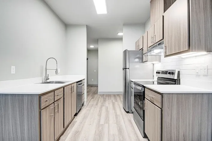River Ridge Apartments — Photo 4