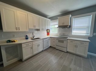 11 Lunt St #2, Quincy, MA 02171