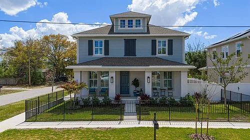 2702 W Cass St Photo 1