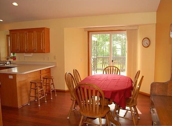 5th image of 18753 Easton Ave