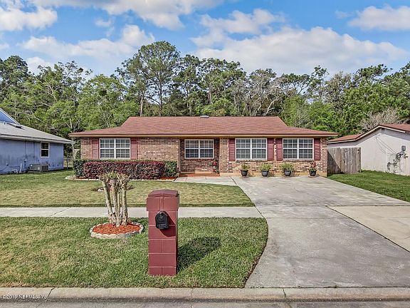 11016 Bacall Rd W Jacksonville-002-11-Fr