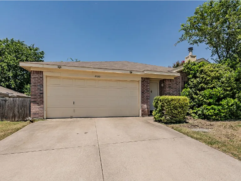 8125 Rambler Rose St — Photo 2