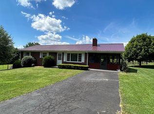 1648 Dry Rd, Speedwell, VA 24374