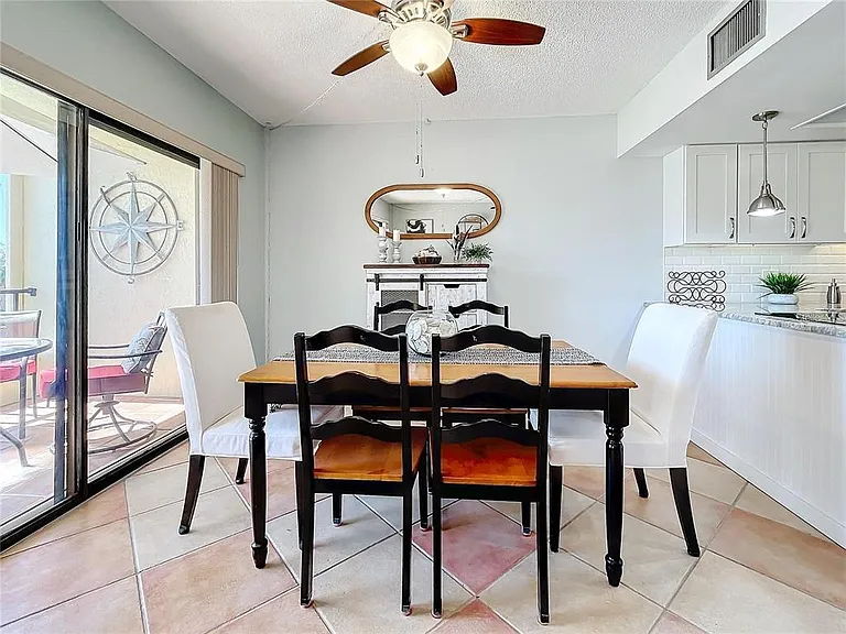 1750 Harbor Pl S #104 — Photo 19