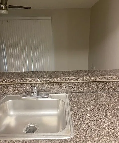 Spring Lake Apartments — Photo 19