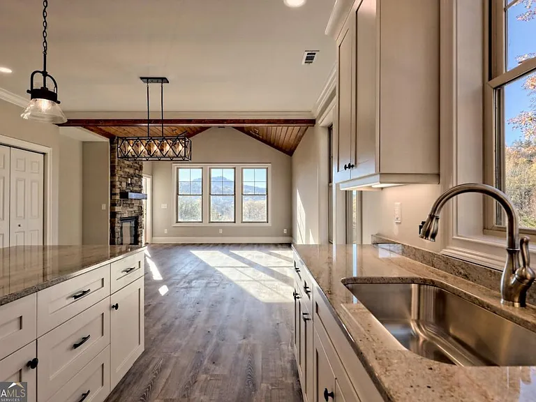 76 Hatch Dr — Photo 35