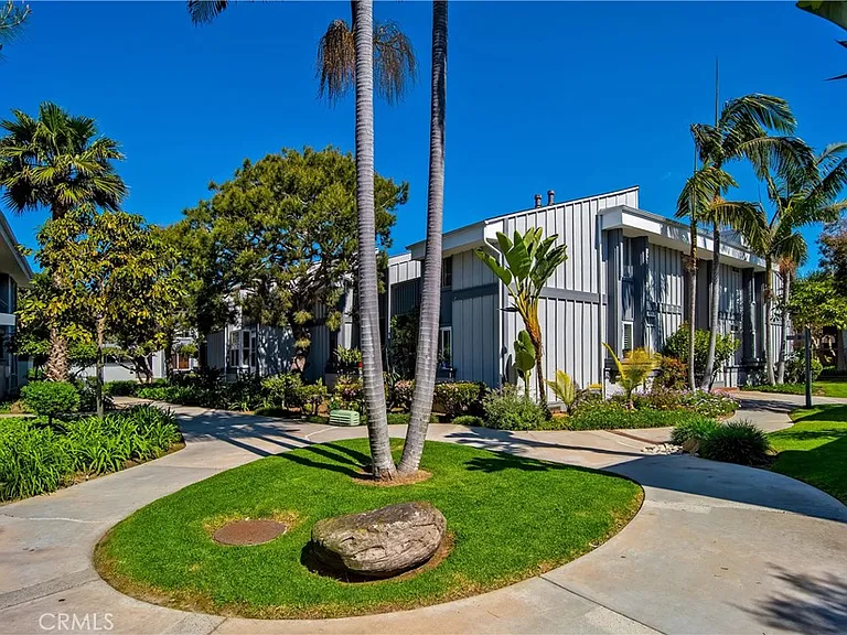 17082 Pacific Coast Hwy #102 — Photo 40
