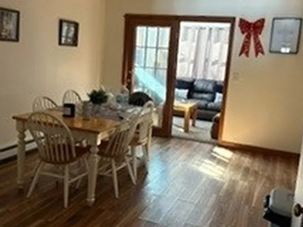 141 Mountain Rd, Concord, NH 03301