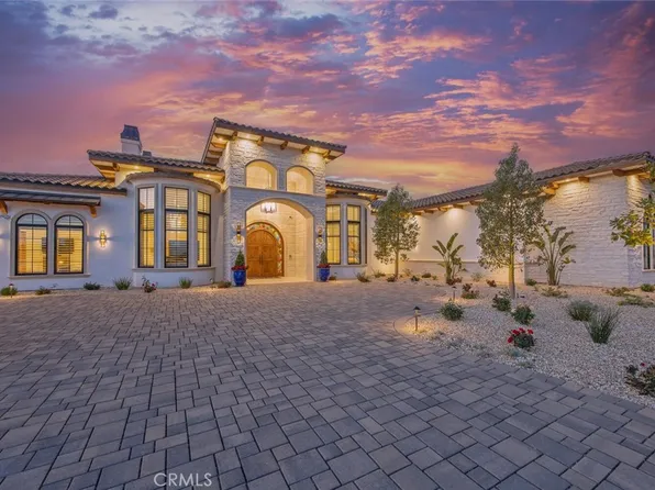 277 Crestview Ave, Camarillo, CA 93010