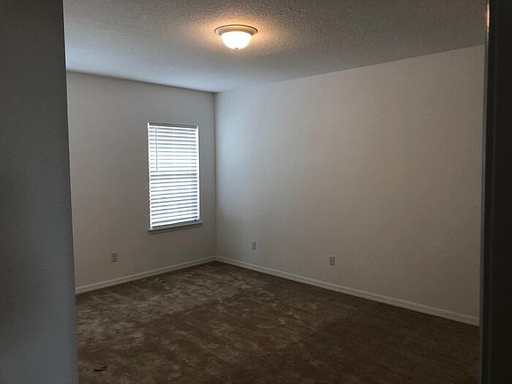 4th image of 13167 Granger Ave