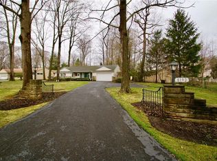 8192 Forest Ln, Mentor, OH 44060