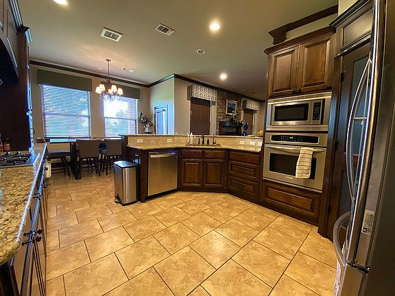 Kitchen and Breakfast Nook