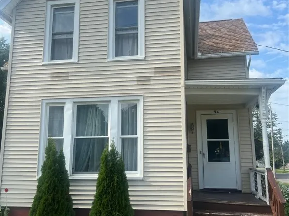 94 E 7th St, Dunkirk, NY 14048