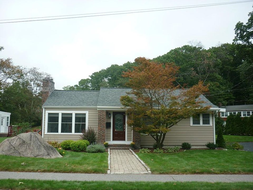 924 Summer St, Lynnfield, MA 01940 Zillow