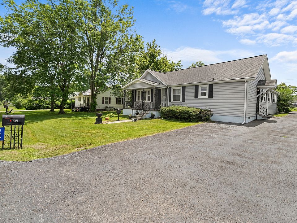 1st image of 122 Anderson Dr