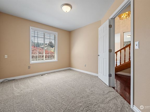 5th image of 7816 201st Avenue Ct E