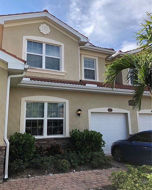1st image of 8531 Oakshade Cir #1