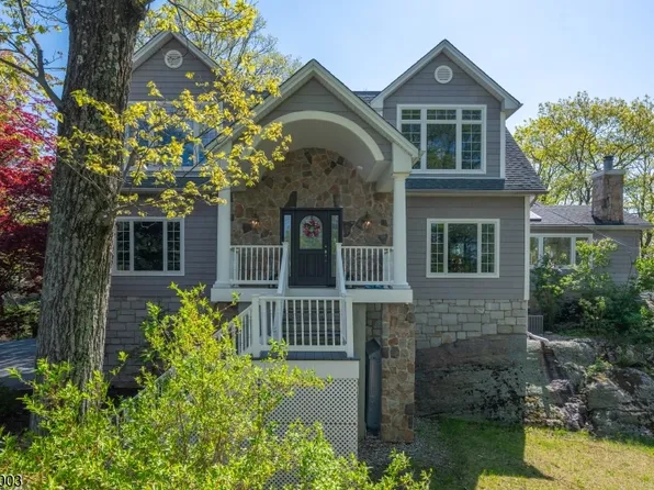 43 Brush Hill Rd, Kinnelon Boro, NJ 07405
