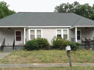 240 Poplar St, Winnsboro, SC 29180