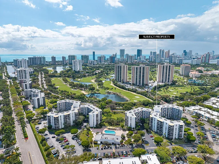 20400 W Country Club Dr #610 — Photo 35