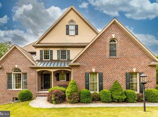 11342 Weatherstone Dr, Waynesboro, PA 17268