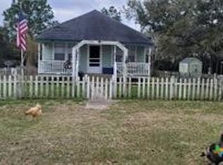 496 Ramona Rd, Seadrift, TX 77983