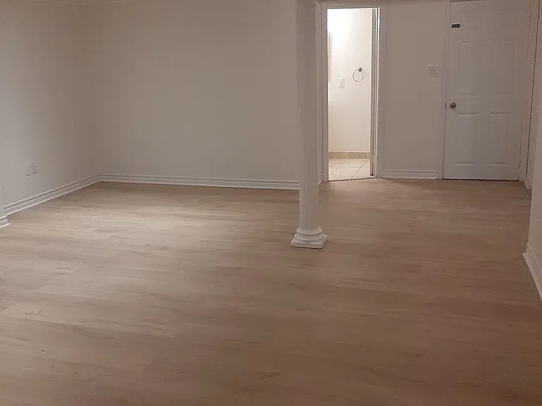 23 Sweet Water Cres #BASEMENT — Photo 7