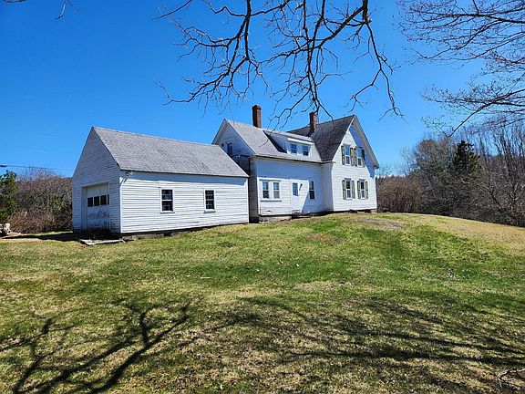2nd image of 141 Gross Point Road