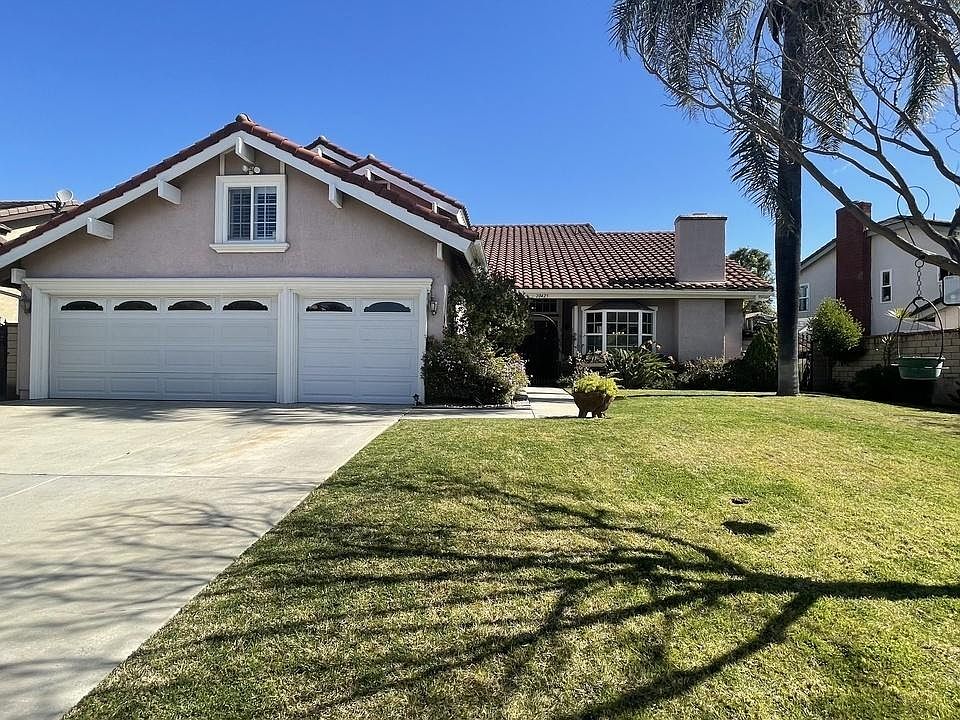 1st image of 20425 E Crestline Dr