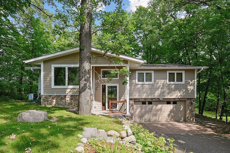 1st image of 1200 W Wayzata Blvd