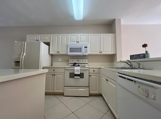 1932 Alamanda Way, Riviera Beach, FL 33404