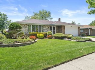 7763 Sycamore Dr, Orland Park, IL 60462