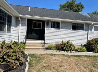 23 Summer Island Point, Branford, CT 06405