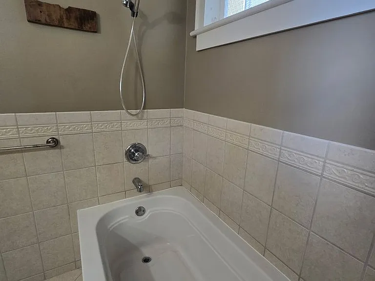 1635 E Ocean View Ave — Photo 12