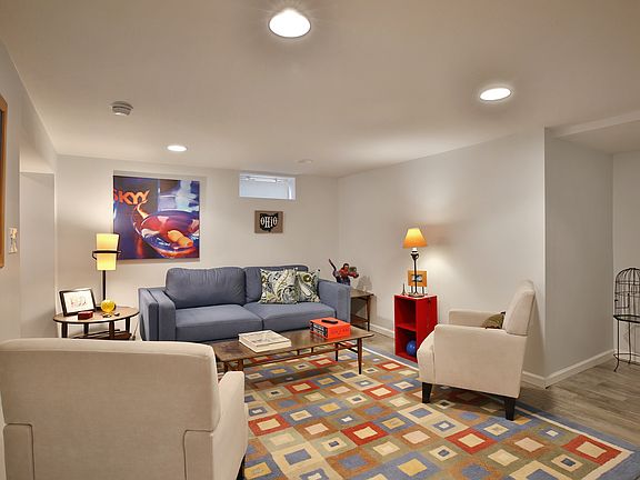 5th image of 3015 Darfield Pl