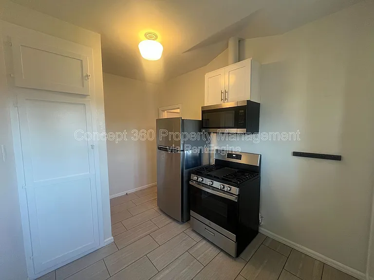 420 Orange Ave #9 — Photo 17